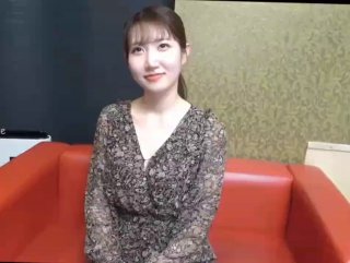 冷冷气质的漂亮老婆真骚啊趁老公外出勾搭大鸡巴猛男饥渴爱抚这销魂美味啪啪大屌狠狠插入享受猛力撞击
